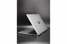 Apple MacBook Pro 13″ Touch Bar 2020 i5 512 GB Silver 81% akku - 12 HÓ GARANCIA