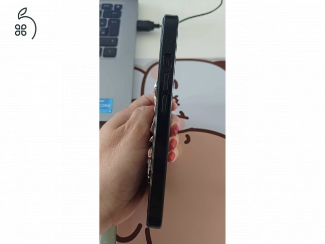 Garanciás IPhone 14 kártyafüggetlen