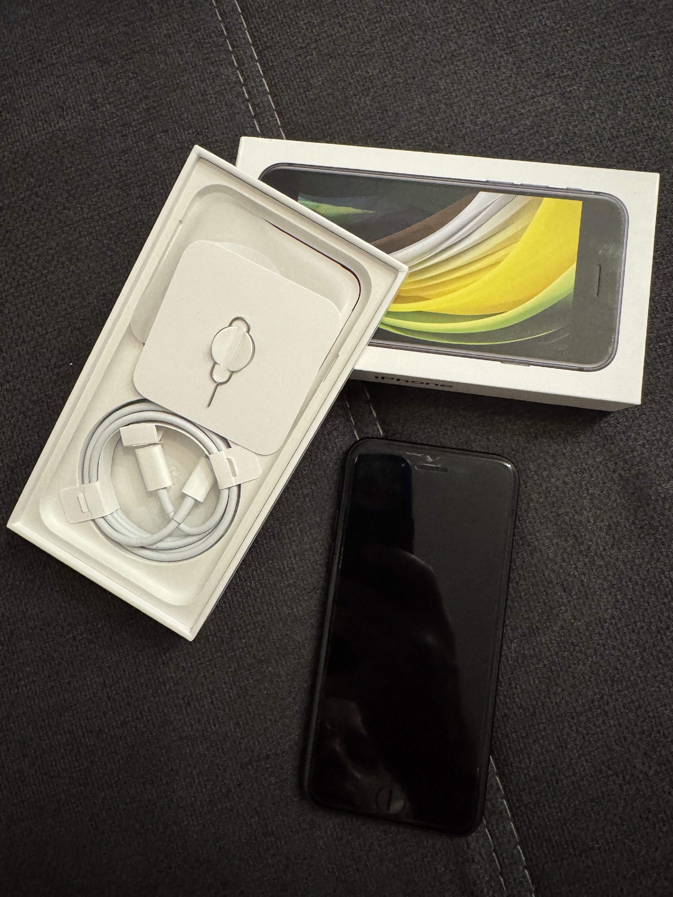 iPhone SE 2023 