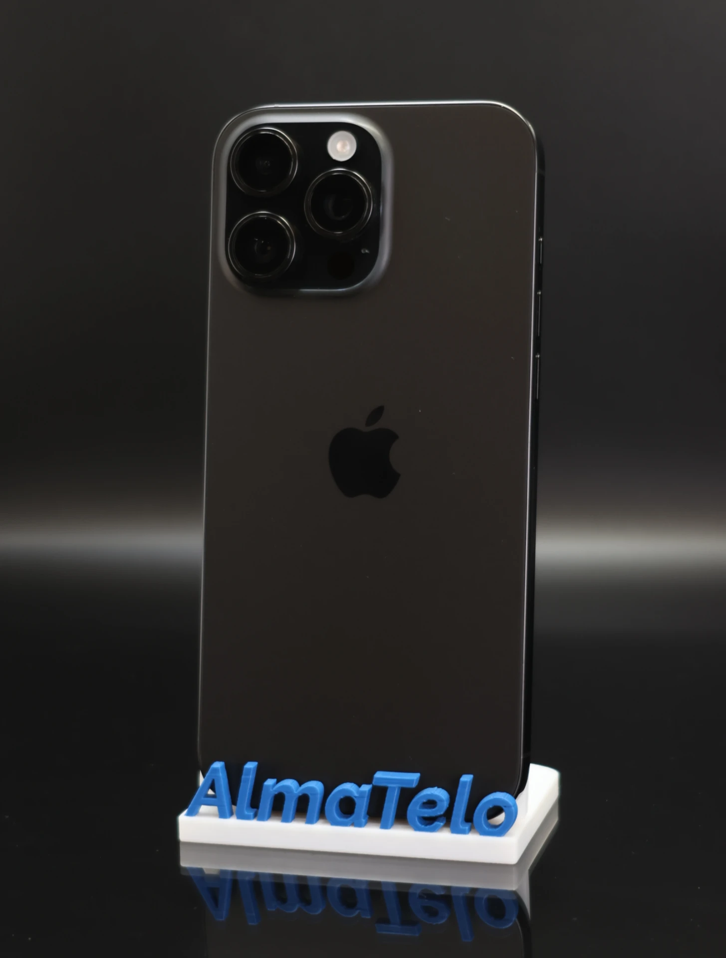 Apple iPhone 16 Pro Max 512 GB Black Titanium 97% akku - 12 HÓ GARANCIA