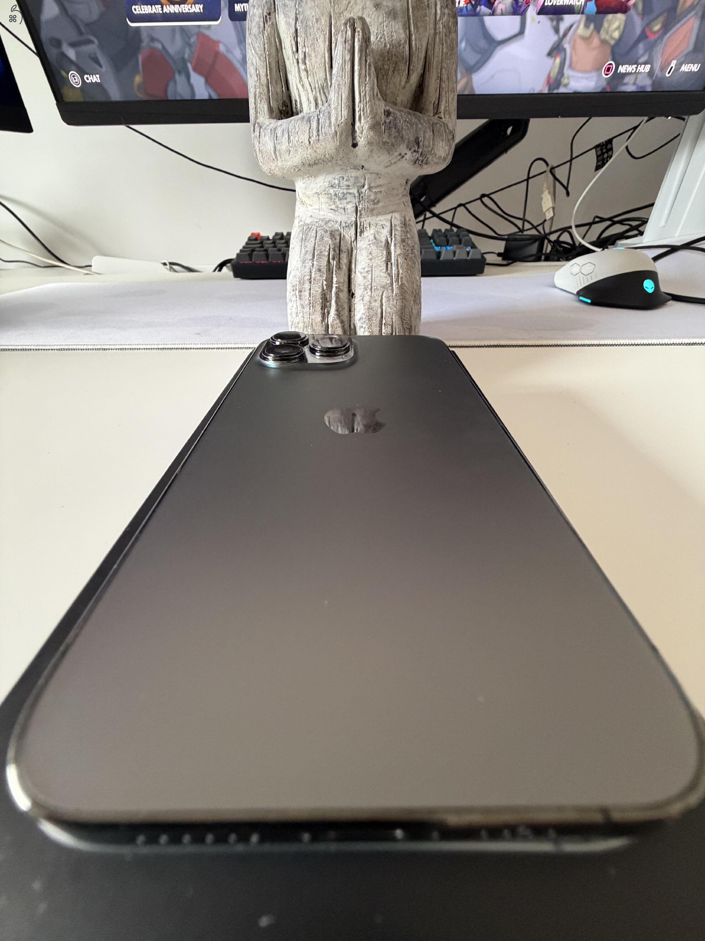 Eladó  iphone 13 pro max (128gb) (karcmentes) (akku 84%)