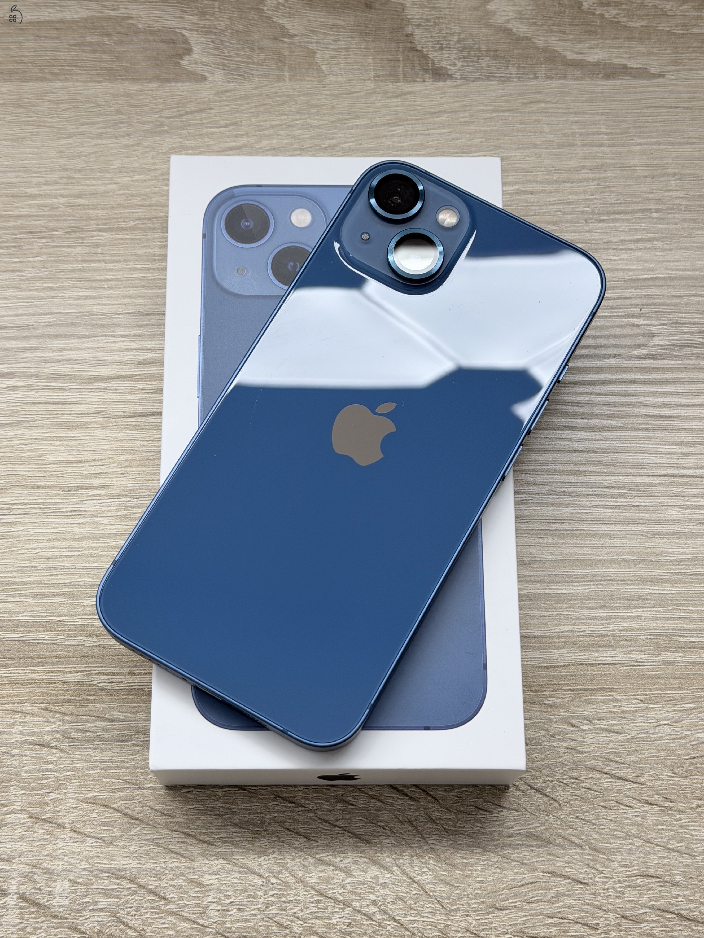 Hibátlan iPhone 13 128 GB kék független telefon
