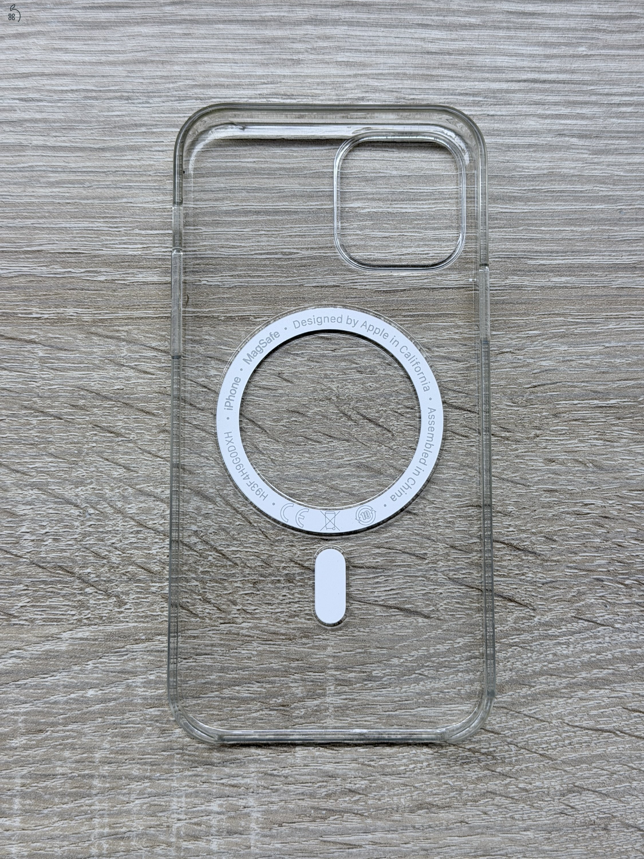 Apple iPhone 12 és 12 Pro MagSafe áttetsző tok