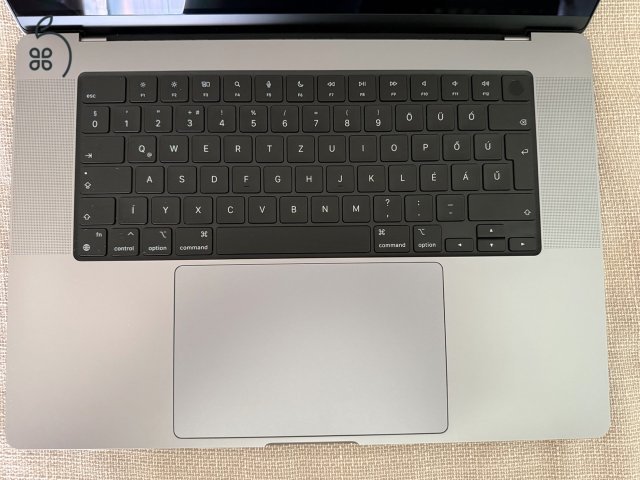 MacBook Pro 16