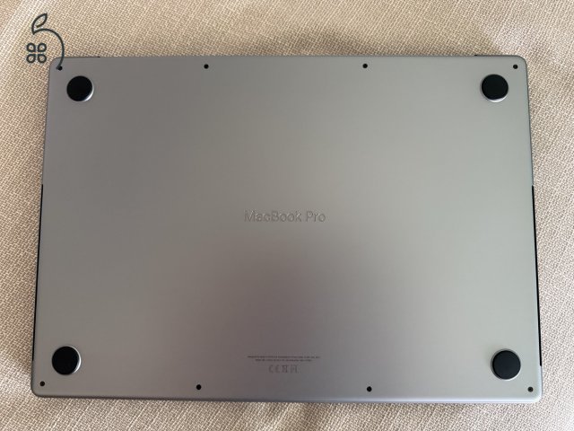 MacBook Pro 16