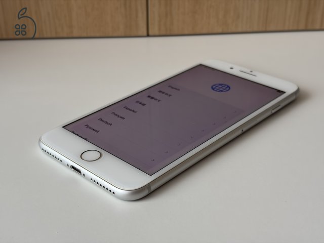 Apple iPhone 8 Plus 64GB fehér eladó