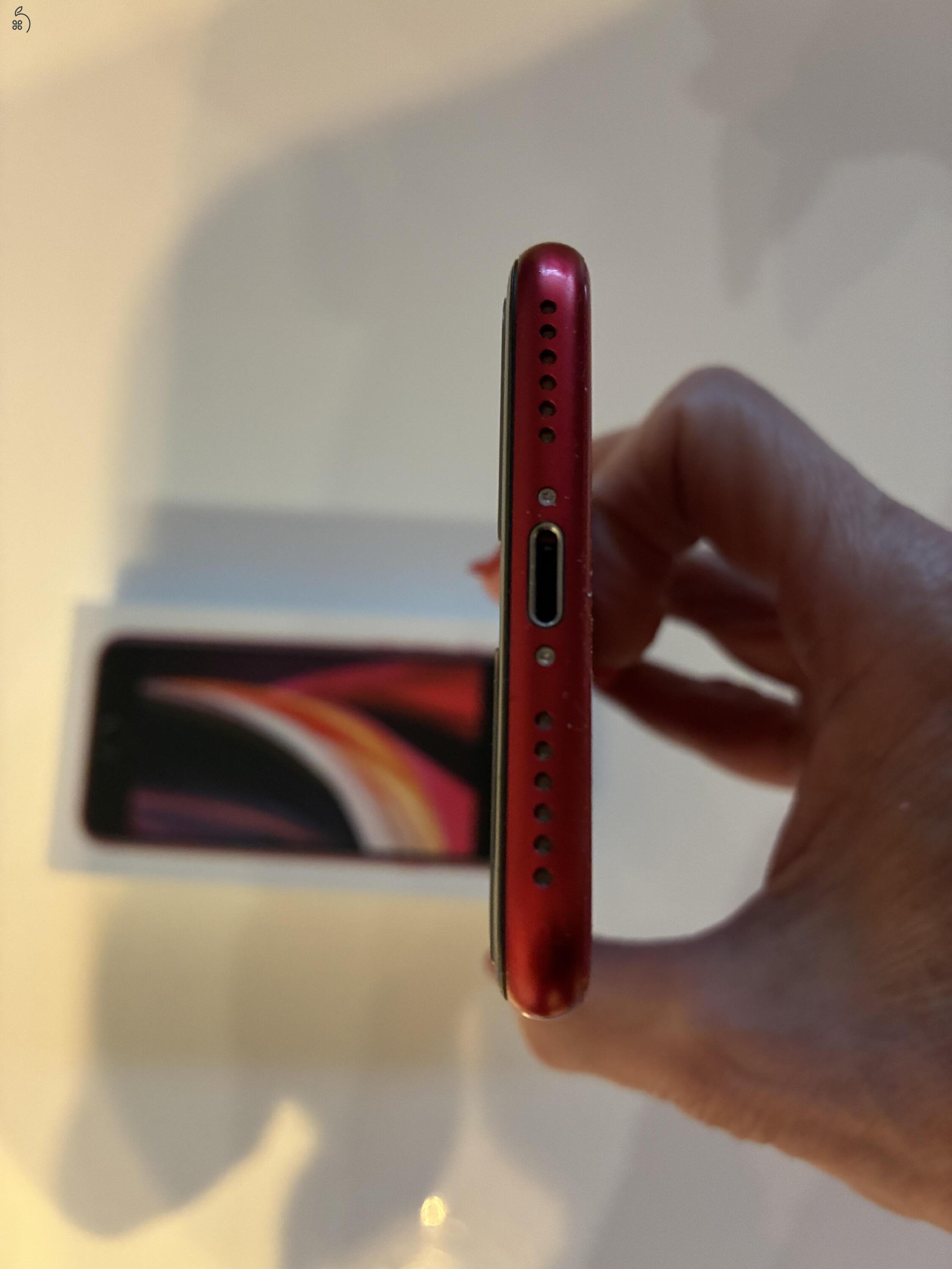 Apple Iphone SE 2020 Produkt Red 64 GB eladó