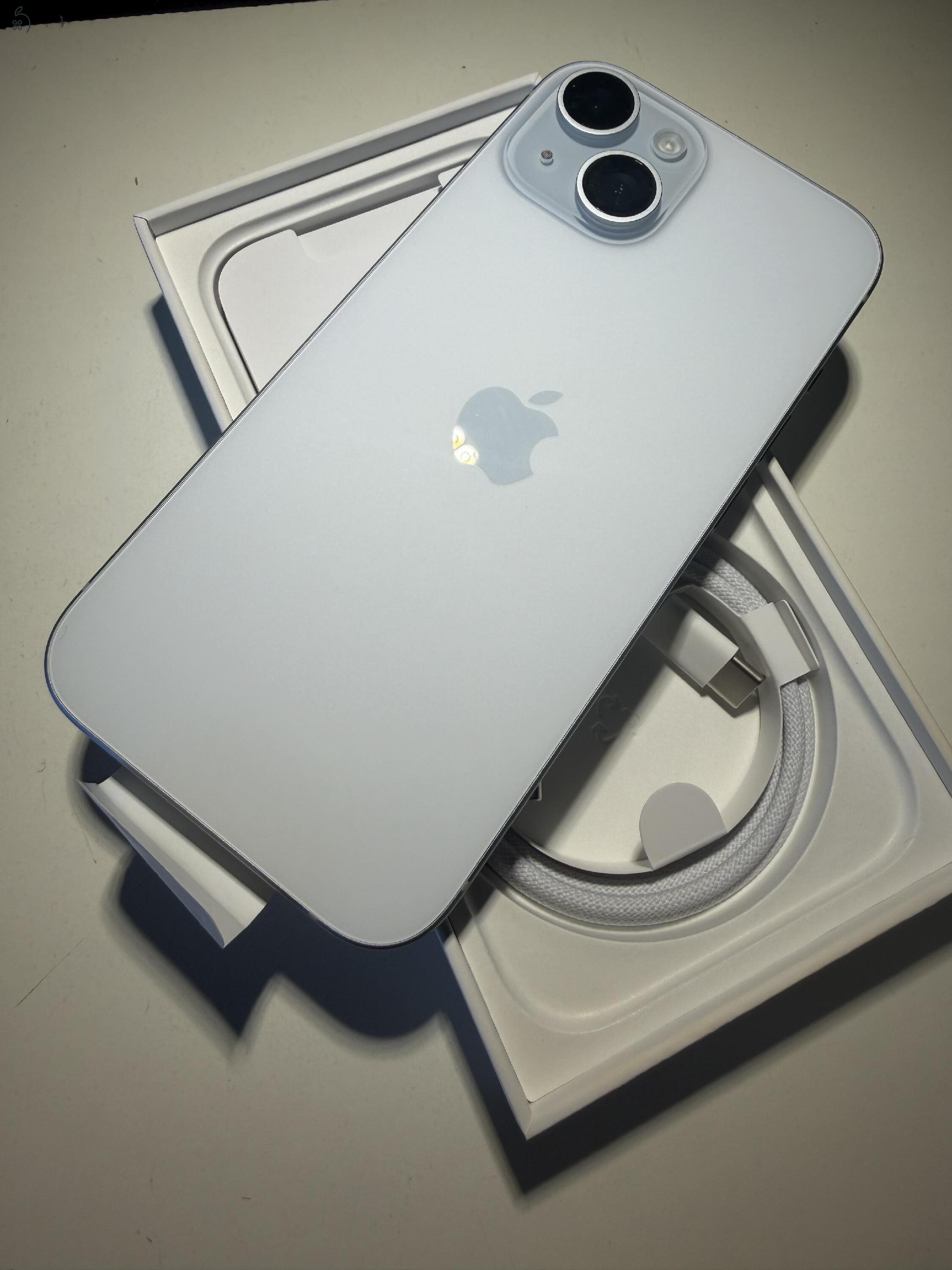 iPhone 15 128GB Blue