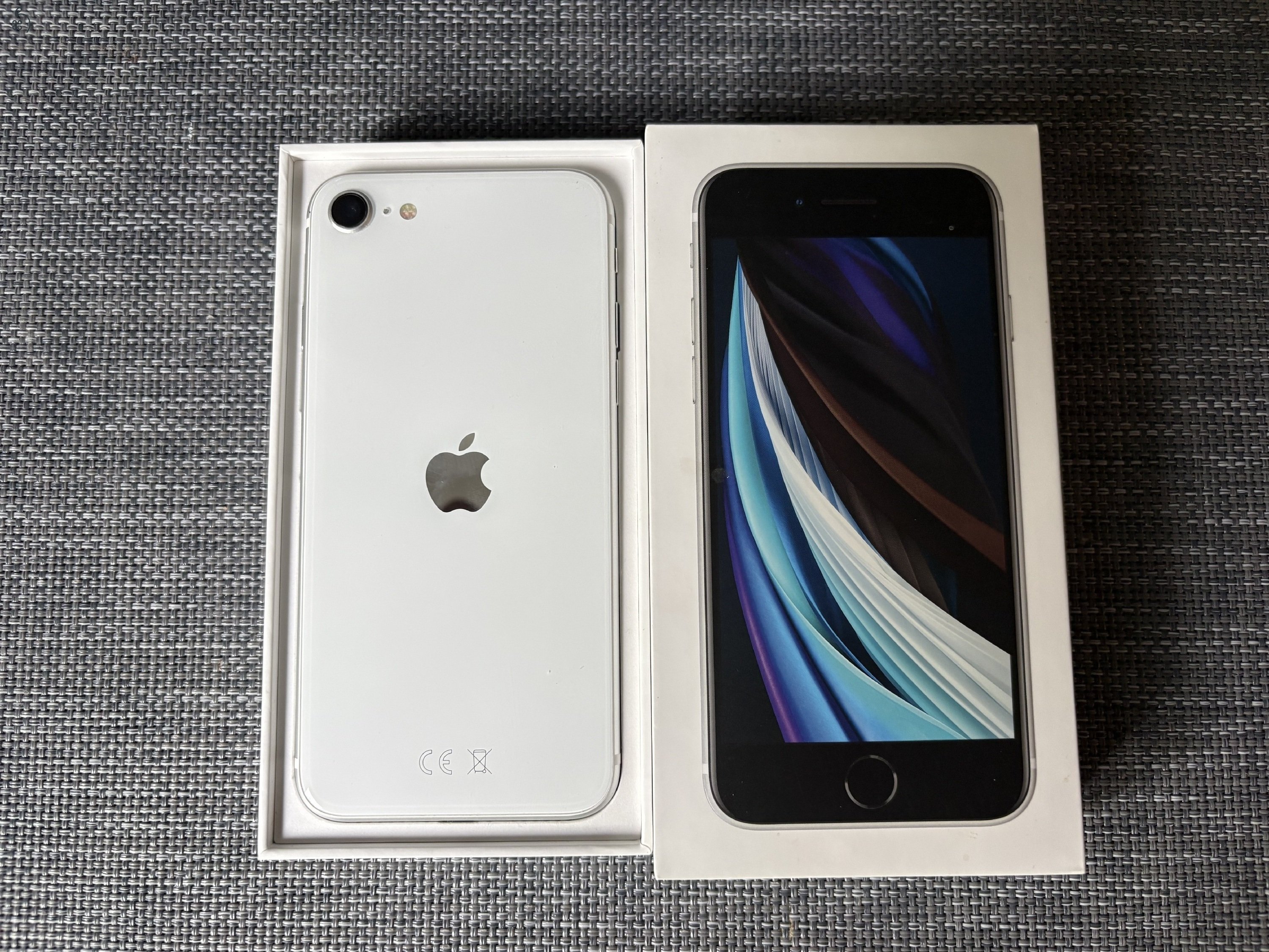 iphone SE fehér 128 GB eladó