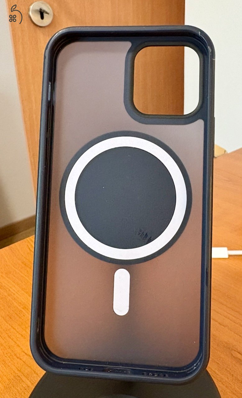 iPhone 12, 64 GB, fekete