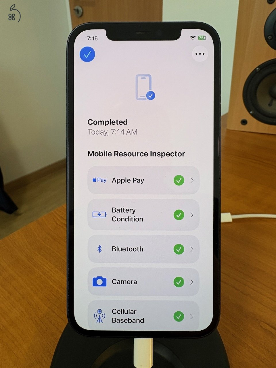 iPhone 12, 64 GB, fekete