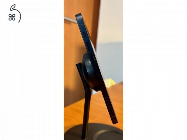 iPhone 12, 64 GB, fekete