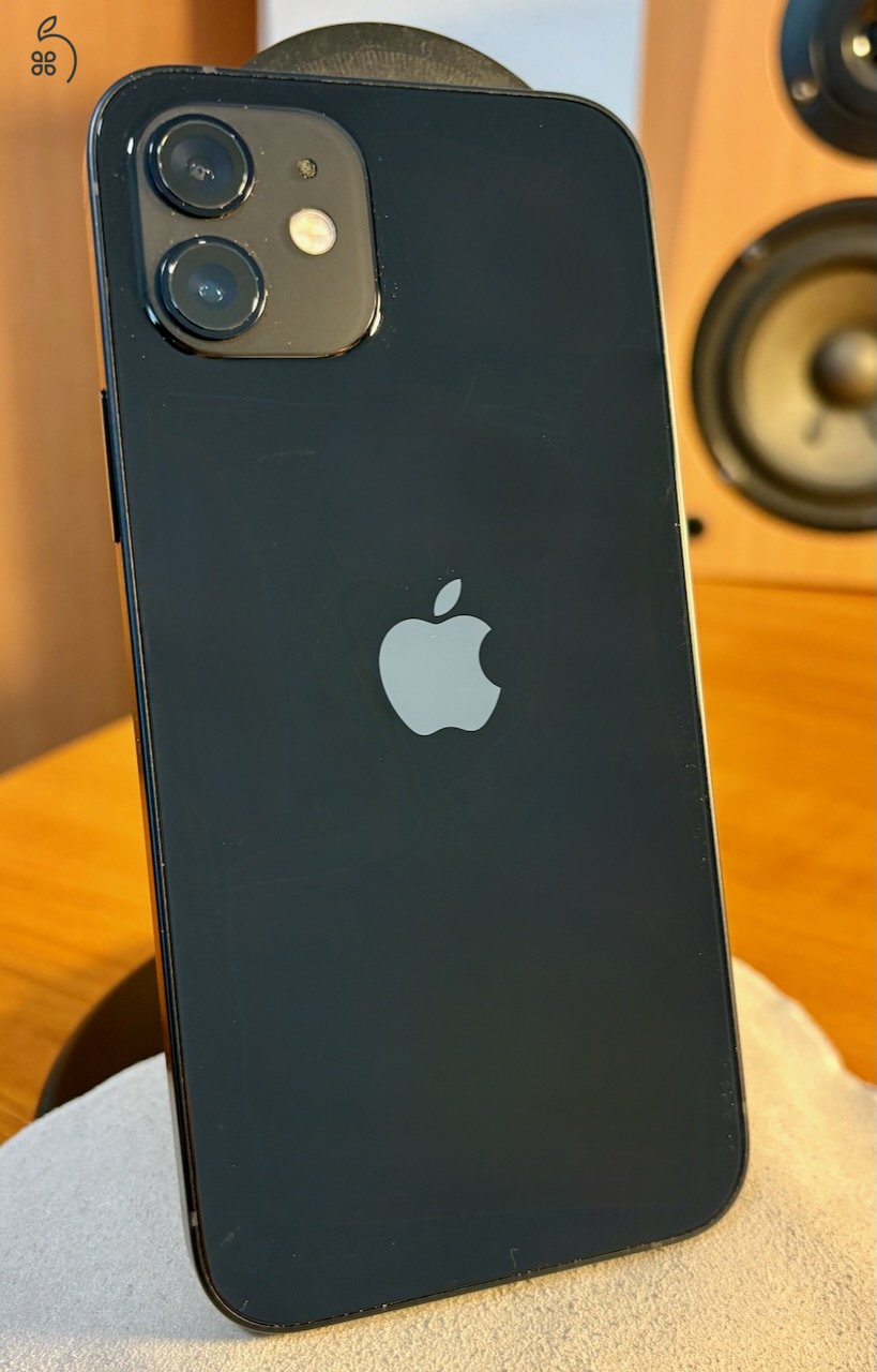 iPhone 12, 64 GB, fekete