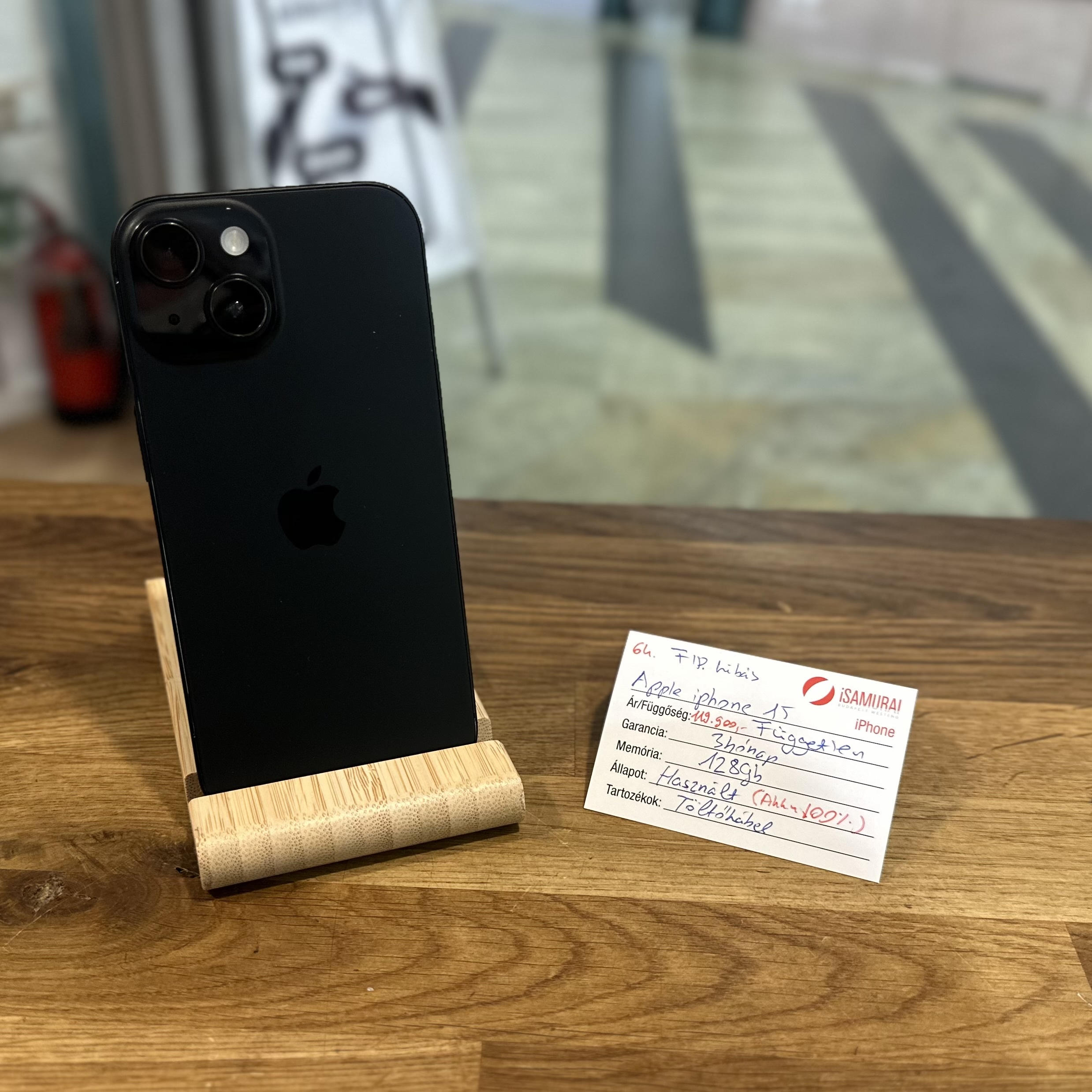 Apple iPhone 15 - 128GB - fekete - Face ID hibás - Akku 100% ( 64.)