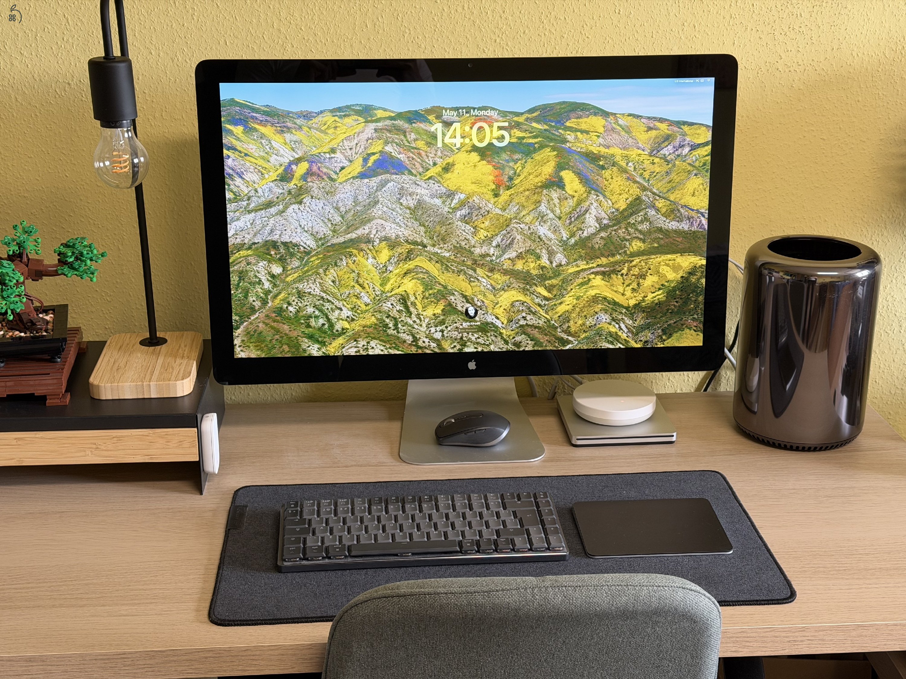 Újszerű, megkímélt Apple Cinema Display 27