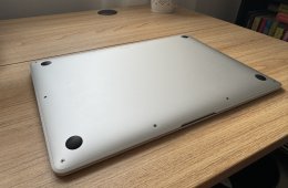 Apple MacBook Air 13 (2020) M1 8GB/256GB – újszerű, szép állapot – 91% akku (204 ciklus)