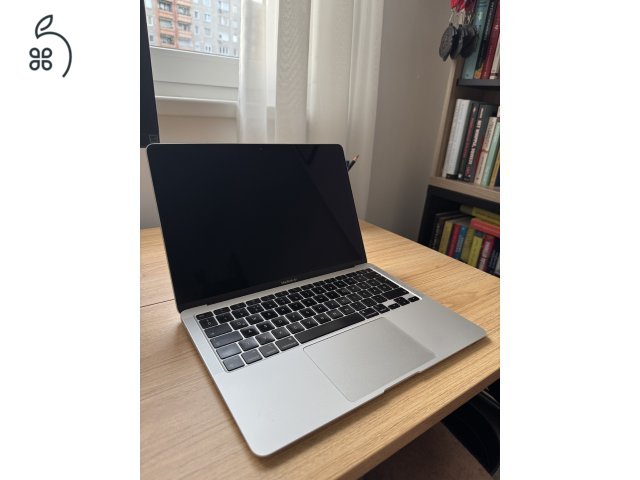 Apple MacBook Air 13 (2020) M1 8GB/256GB – újszerű, szép állapot – 91% akku (204 ciklus)