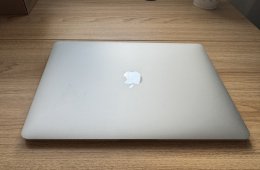 Apple MacBook Air 13 (2020) M1 8GB/256GB – újszerű, szép állapot – 91% akku (204 ciklus)