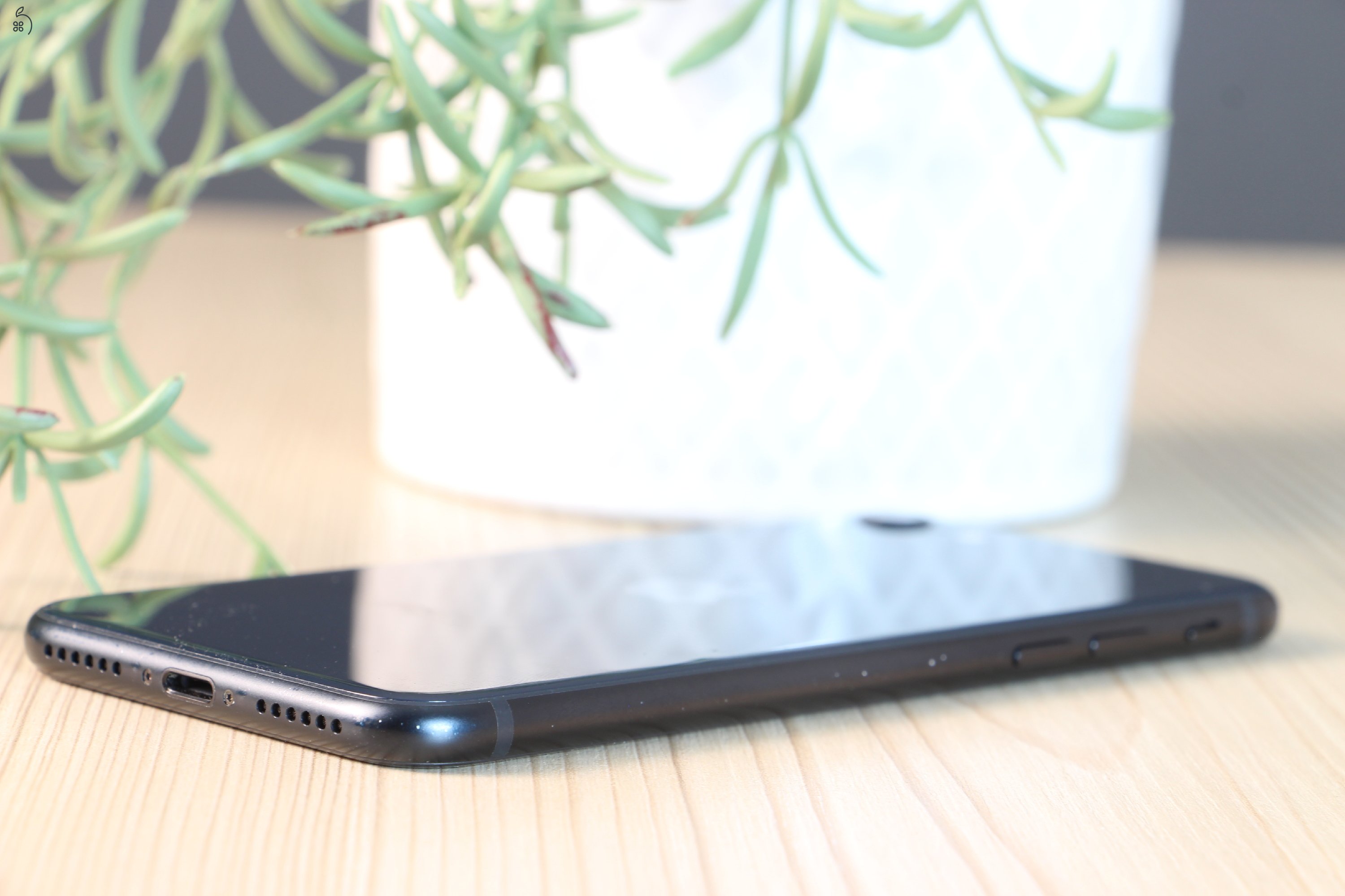  iPhone SE 2022 64GB Midnight C+ US-8043