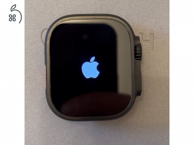 Apple Watch Ultra 2 sok kiegészítővel - 100% akku