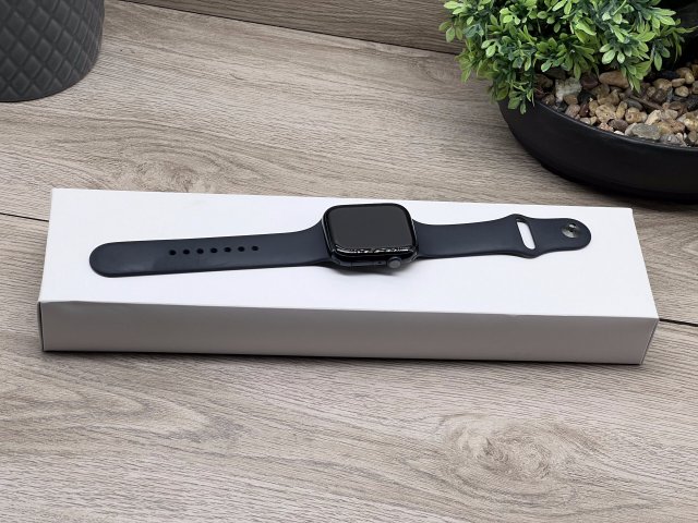 Apple Watch S8 Midnight 45mm 2 ÉV Garanciával