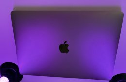  Macbook Pro 13 touchbar 2019 i5 8gb ram uj akksival