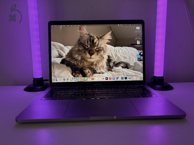  Macbook Pro 13 touchbar 2019 i5 8gb ram uj akksival