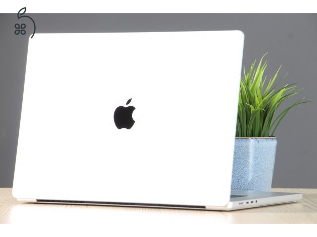 Apple Macbook Pro 16