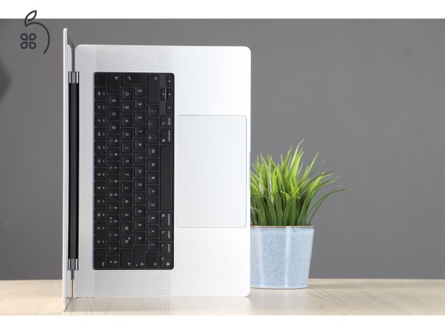 Apple Macbook Pro 16