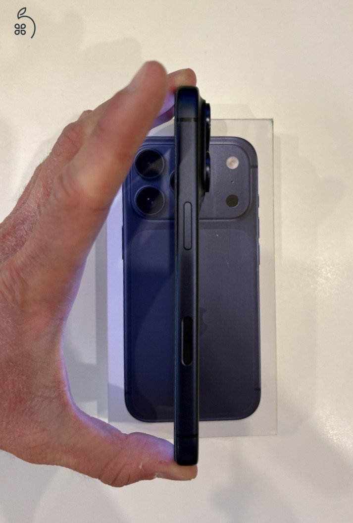 iPhone 17 Pro Deep Blue 256 GB 95% Akkumlátor