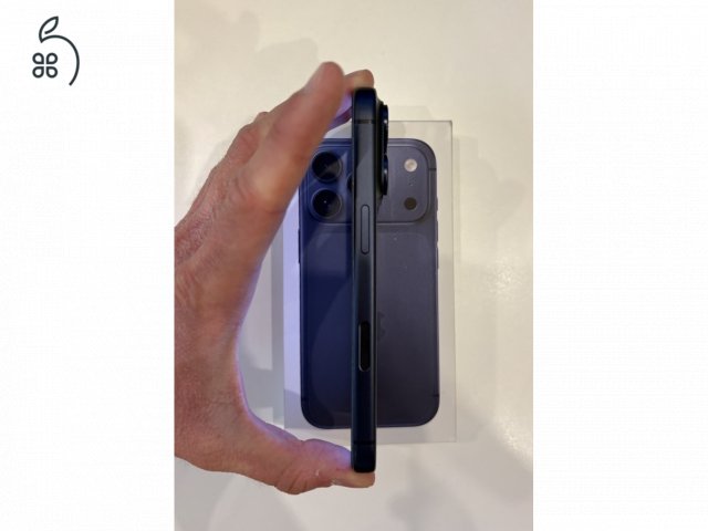 iPhone 17 Pro Deep Blue 256 GB 95% Akkumlátor