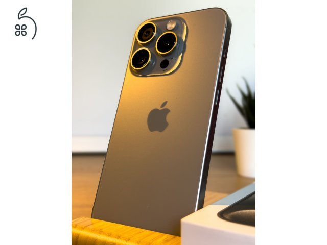 iPhone 15 Pro 128GB - Titánszürke - Karcmentes (Csak eSIM!) + Ajándék Spigen tokok