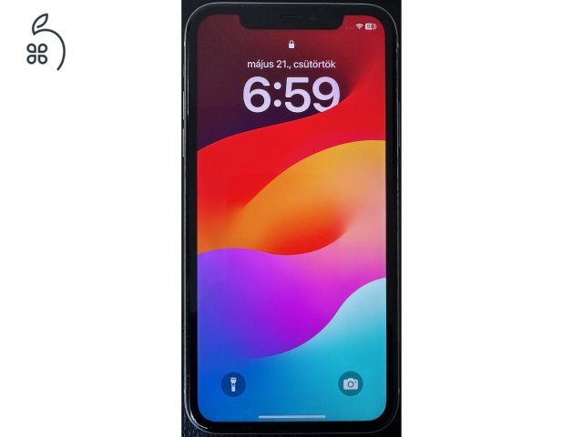 iPhone 11 64 GB - 83% akku - IOS 18.7.7