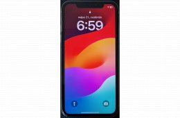 iPhone 11 64 GB - 83% akku - IOS 18.7.7