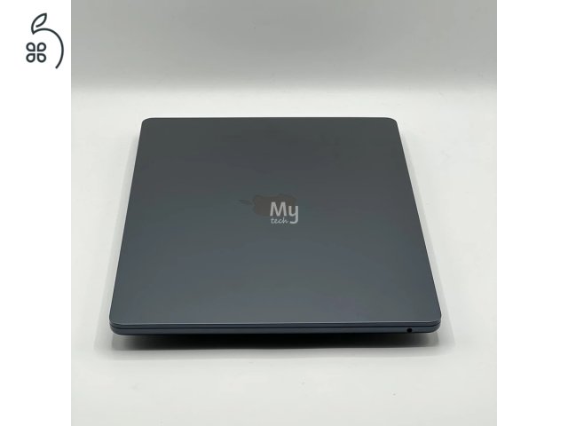 MacBook Air 15″ 2024, M3 8 Core, 16 GB RAM, 10 core GPU, 512 GB SSD, Midnight 27% Áfás, 0425AB