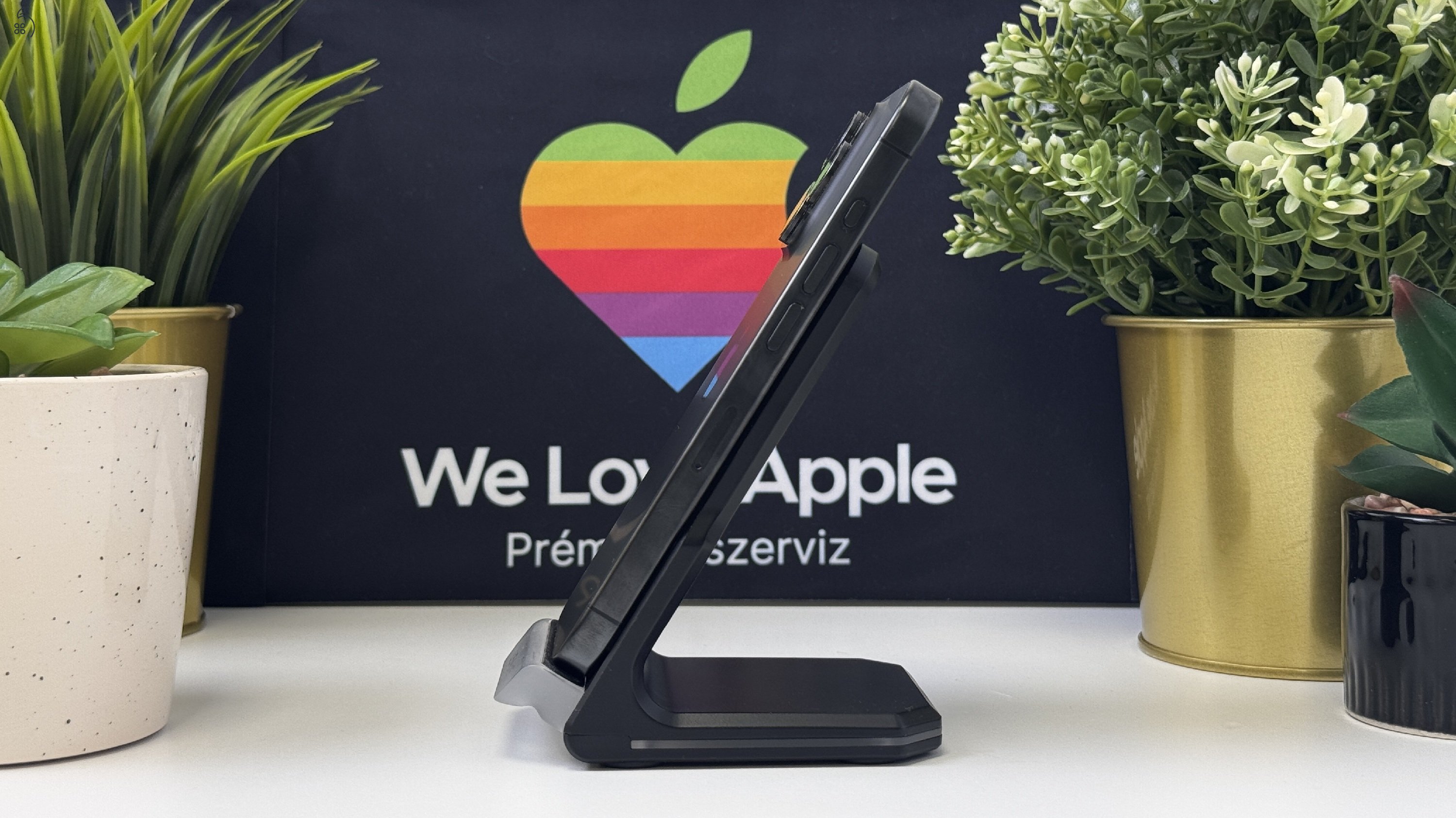 iPhone 15 Pro 128GB Fekete Titán, Független - Számla, 1ÉV Garancia