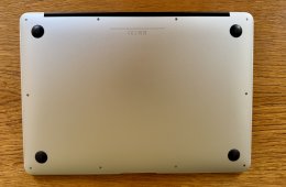 Macbook Air 2017 (8Gb RAM/118 Gb SSD) 3éves akksival
