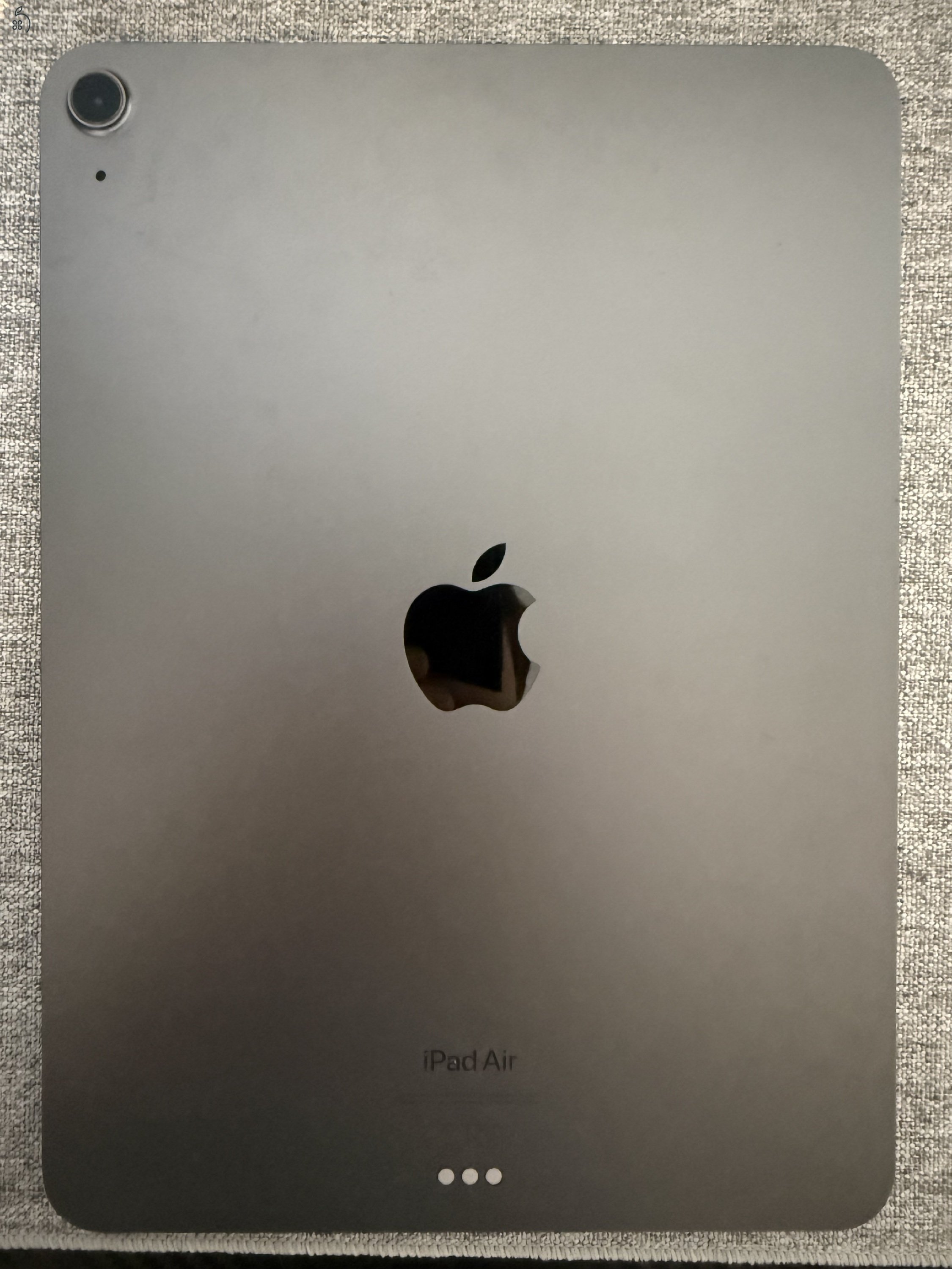 Eladó iPad Air 5 Space Grey 64GB wifi + ceruza