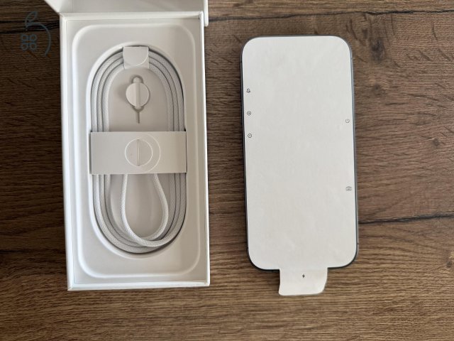 Teljesen ÚJ - iPhone 17 256 GB Kártyafüggetlen Black 11 HÓ Apple Garancia