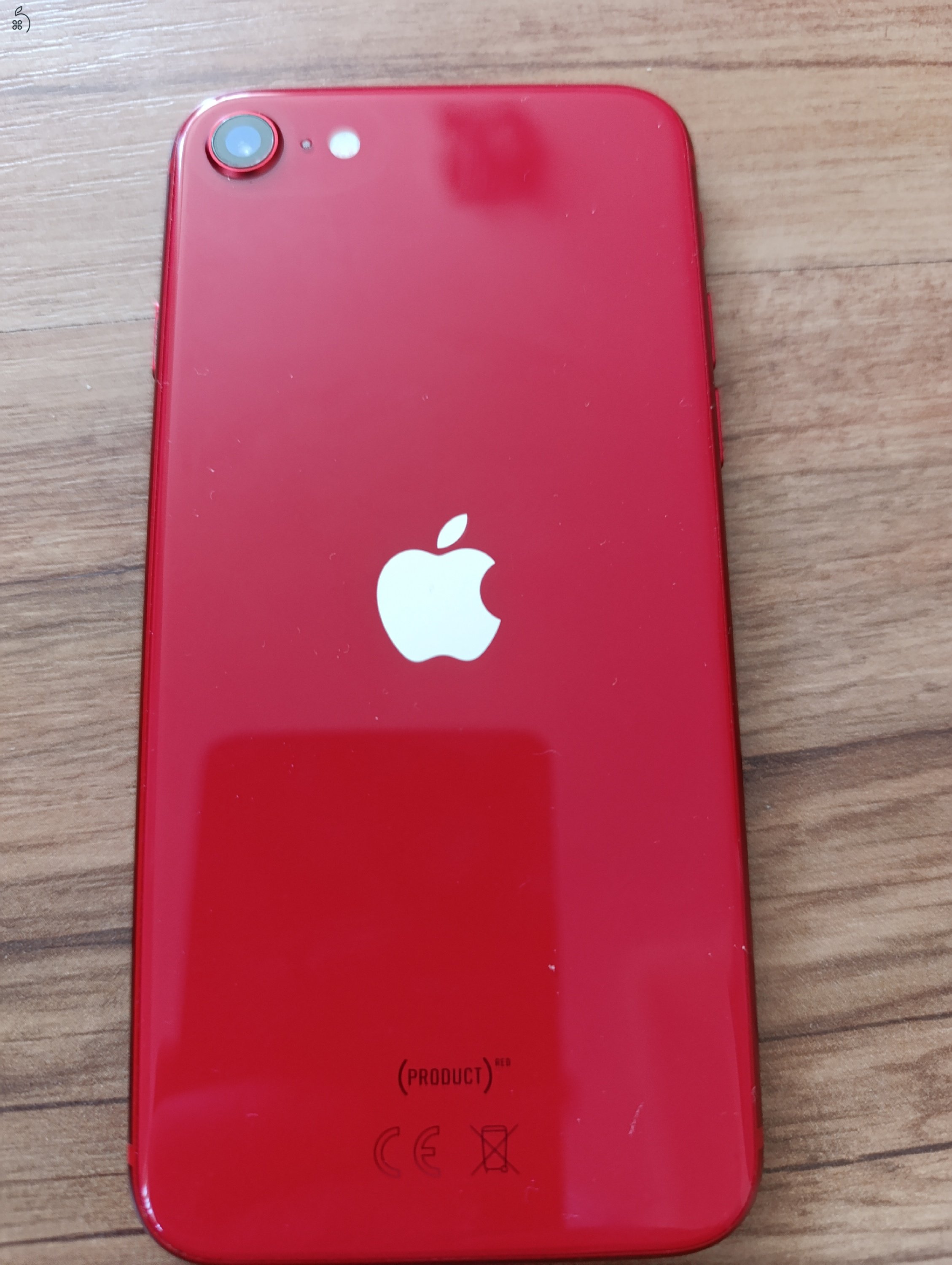 Iphone SE (2020) 256 GB, piros eladó