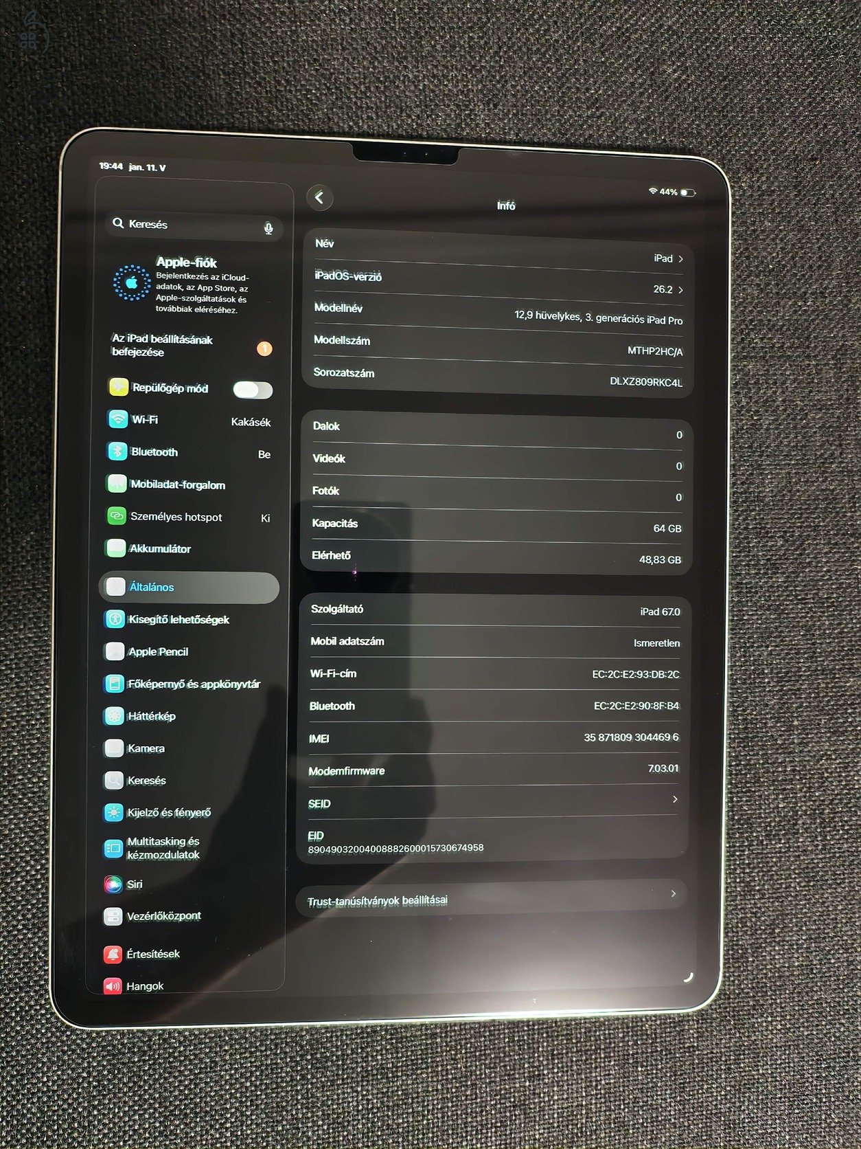 Ipad Pro 12.9 WIFI+CELL Gen 3 64 GB 177 ciklus az akksiban újszerű állapot!