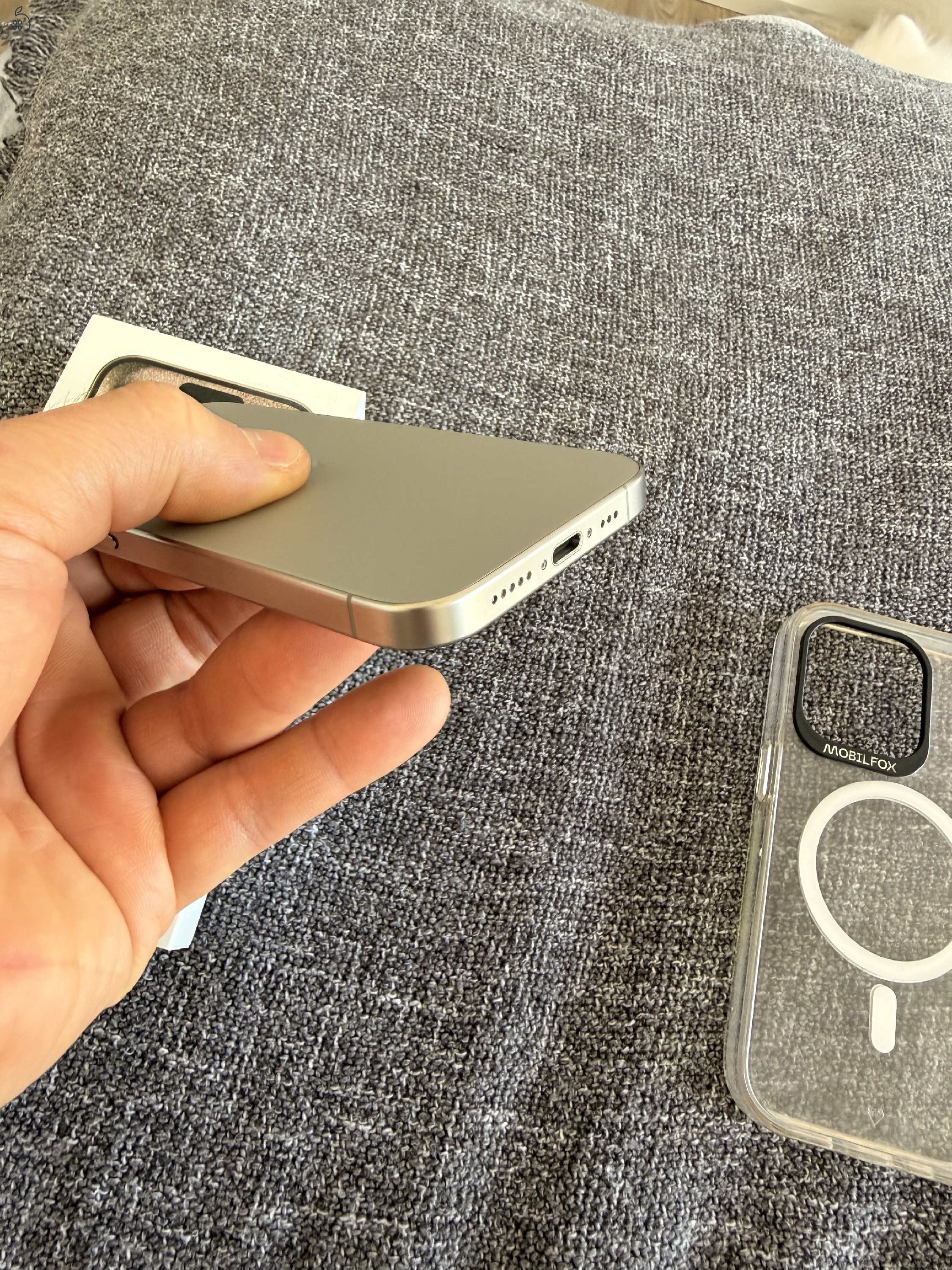 iPhone 15 Pro 128GB – Natural Titanium – Hibátlan állapot