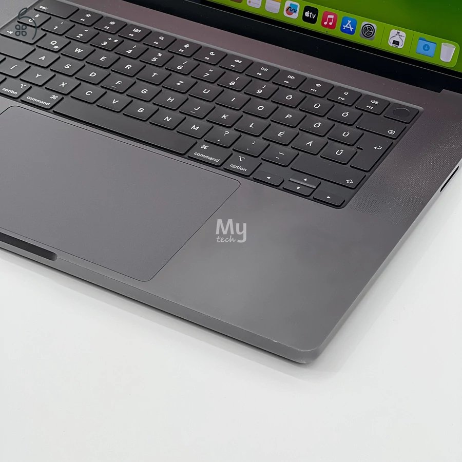 MacBook Pro 16