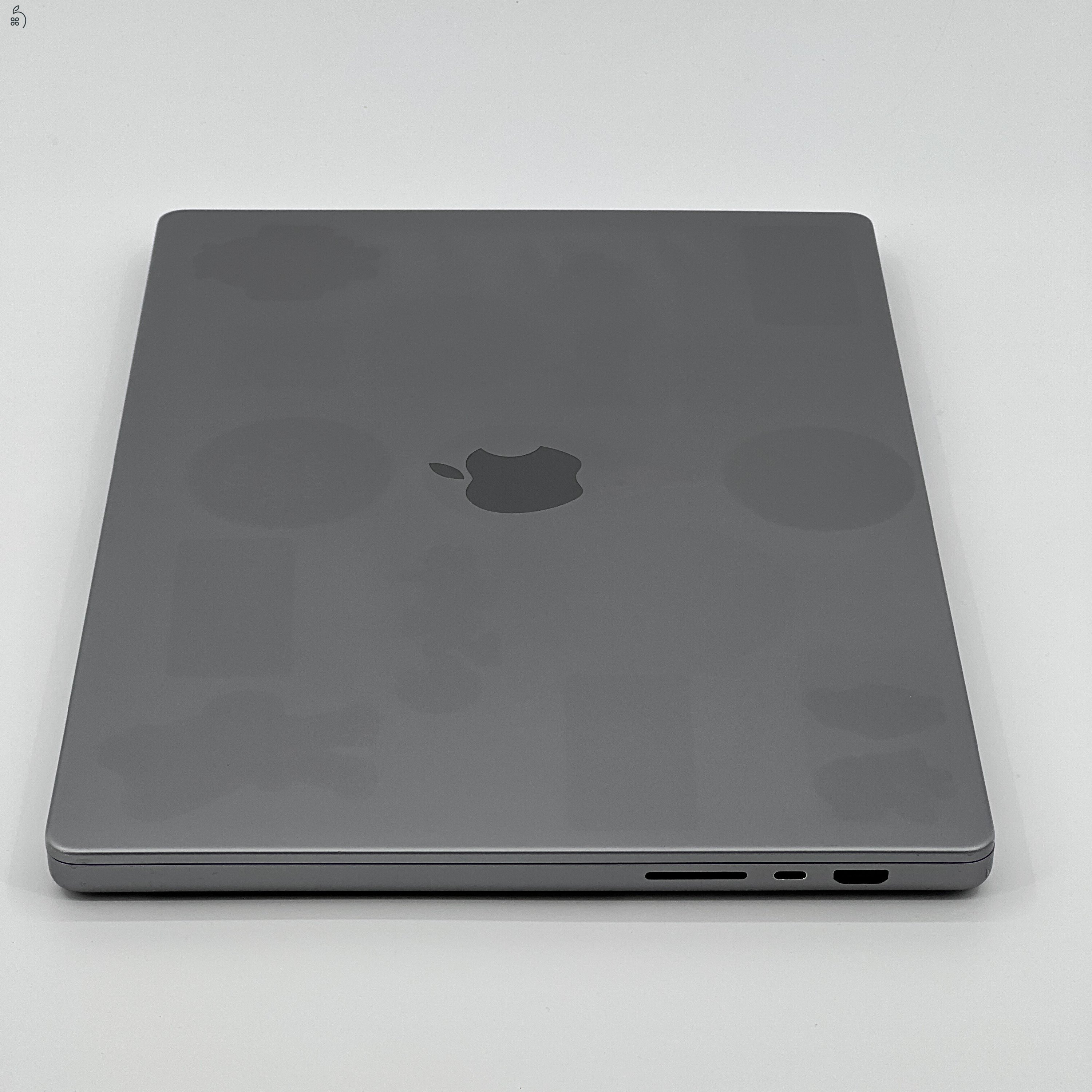MacBook Pro 16″ 2021, M1 Pro 10 Cores, 16 GB RAM, 16 core GPU, 512 GB SSD, Space Gray 27% Áfás, (0483AB)
