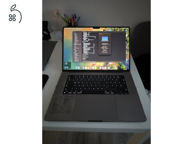 MacBook Pro (16-inch, 2021) M1 Pro, 1TB, 16GB eladó upgrade miatt. 