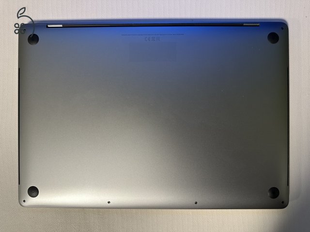 MacBook Pro 16” 2019 i9 / 32GB RAM / 512GB SSD / 85% akku / doboz