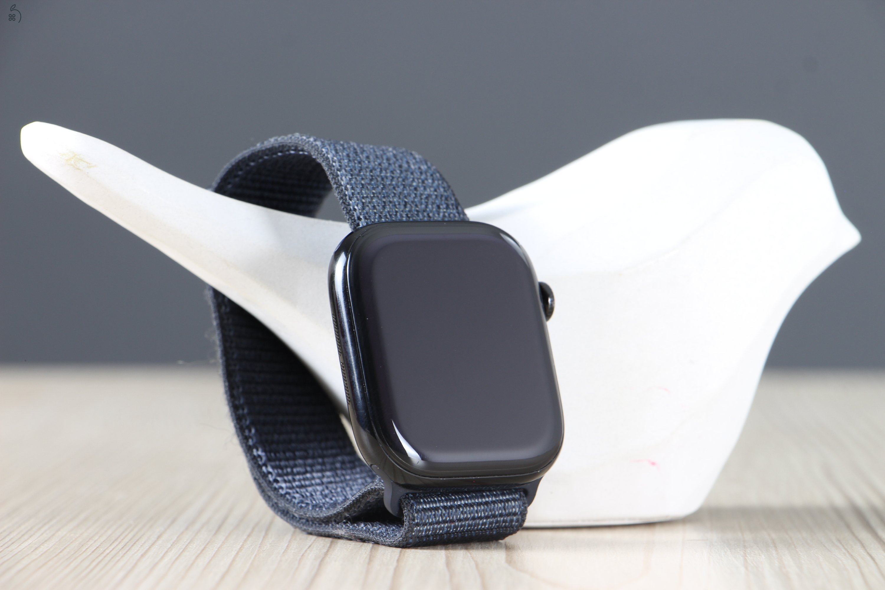 Apple Watch S10 46mm Cellular Asztrofekete B US-7999 ÁFÁ-S