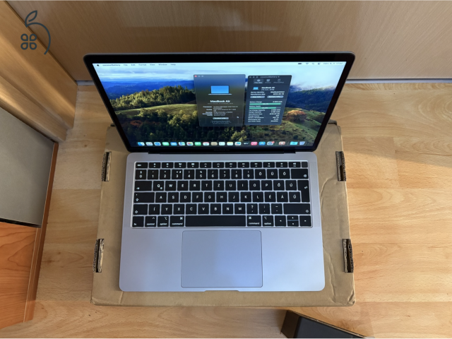 2019 Retina MacBook Air 13 / i5 1.6GHz / 8GB / 128GB SSD / Magyar / Space Gray / 84% Aksival