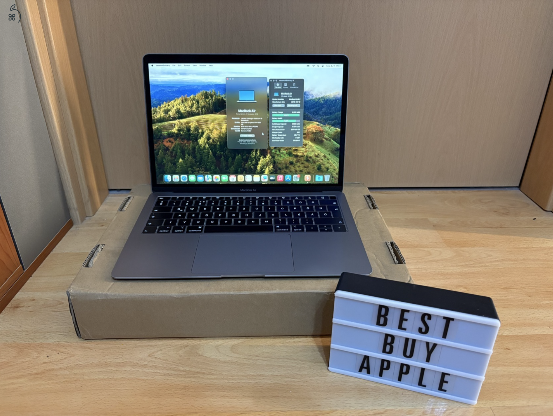 2019 Retina MacBook Air 13 / i5 1.6GHz / 8GB / 128GB SSD / Magyar / Space Gray / 84% Aksival