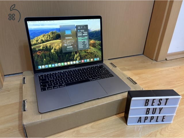 2019 Retina MacBook Air 13 / i5 1.6GHz / 8GB / 128GB SSD / Magyar / Space Gray / 84% Aksival